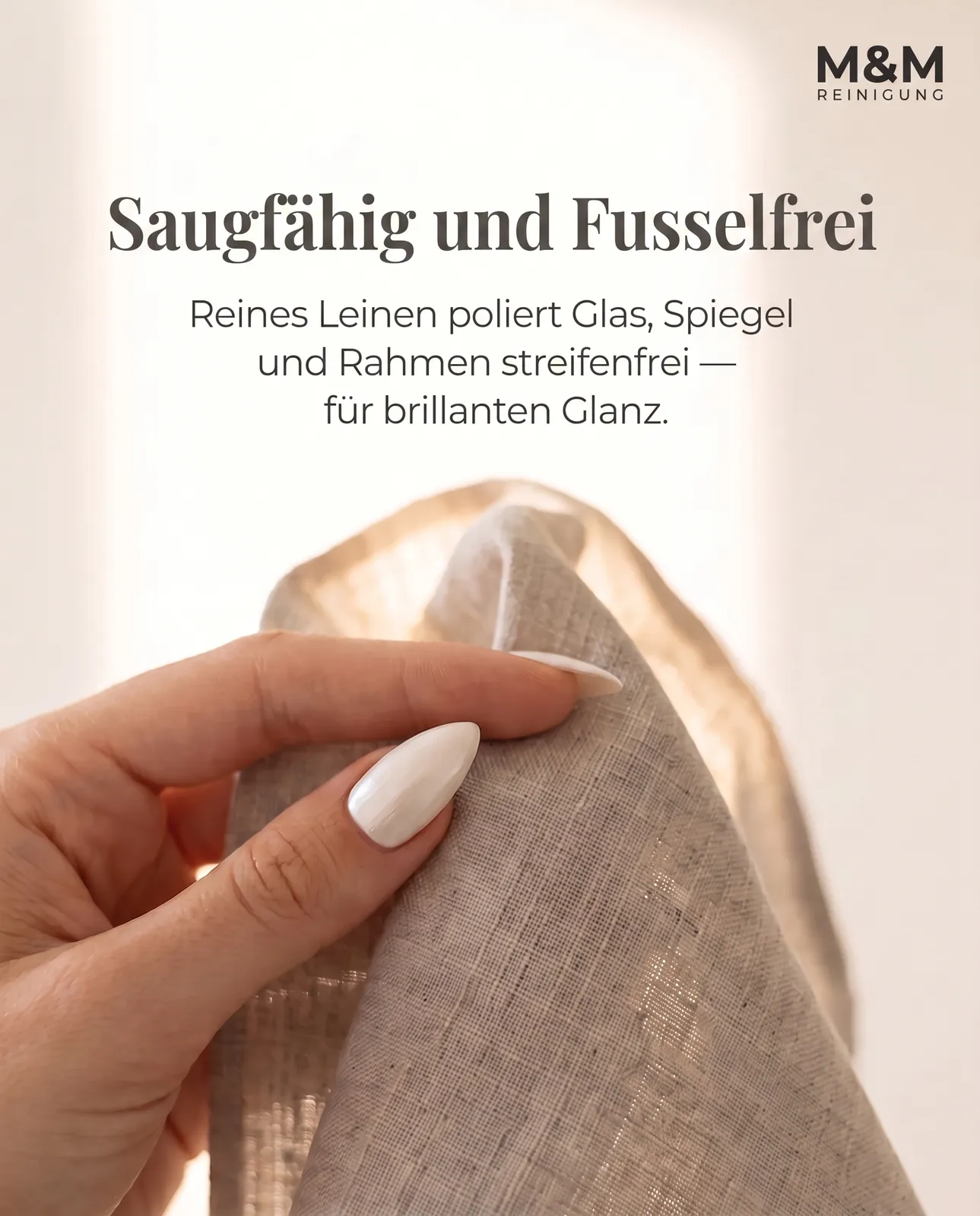 Reines Leinen poliert Glas, Spiegel und Rahmen streifenfrei, für einen brillanten und anhaltenden Glanz.